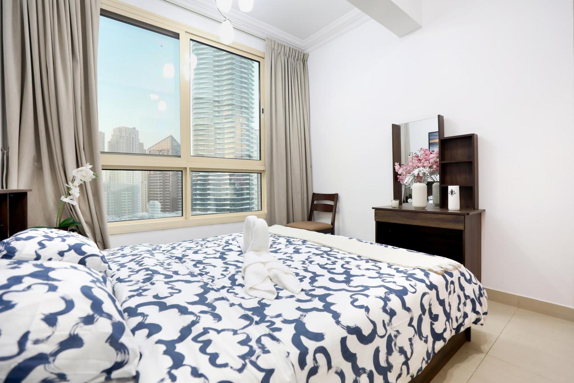 Superb 1bed Marina View Pool Jbr Parking Dubaï