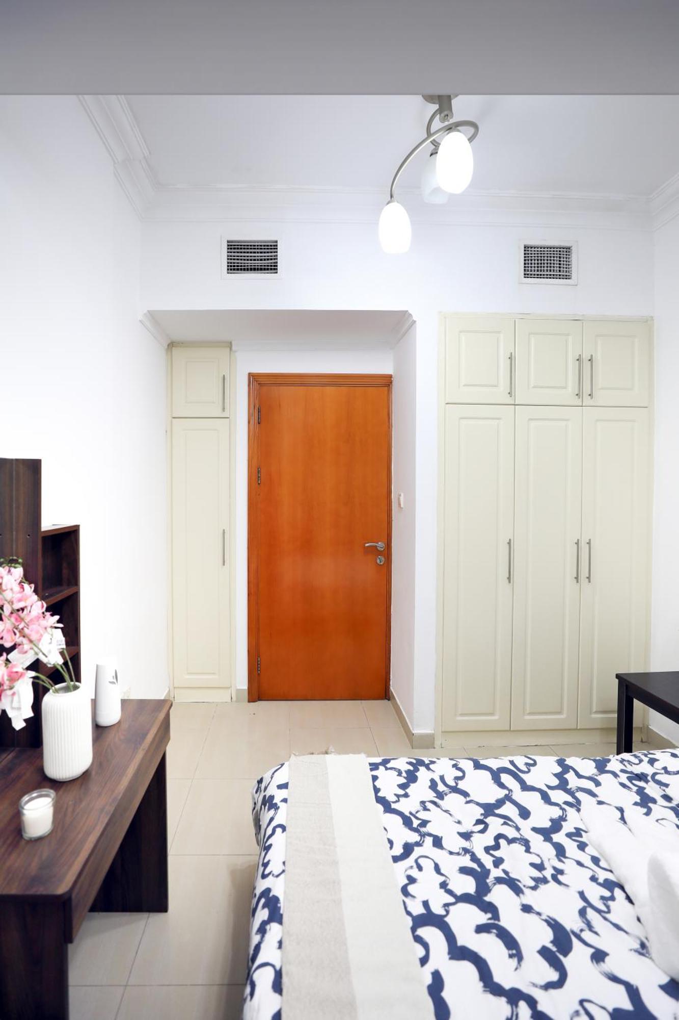 Superb 1bed Marina View Pool Jbr Parking Appartement